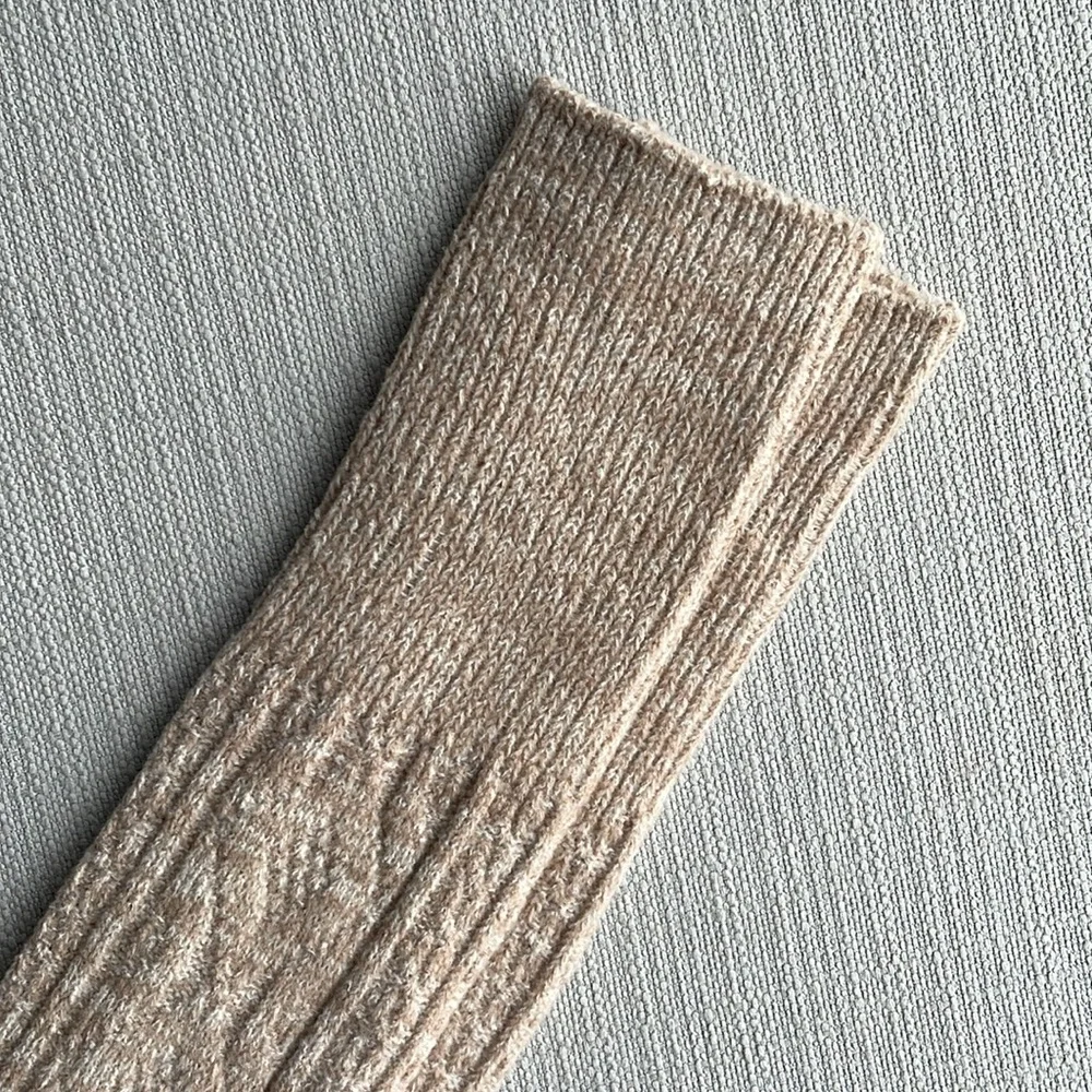 Pudus cozy sweater socks beige one sized mid-calf